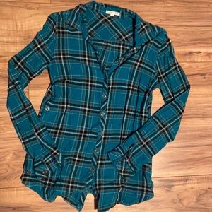 EC maurices plaid button down❣️